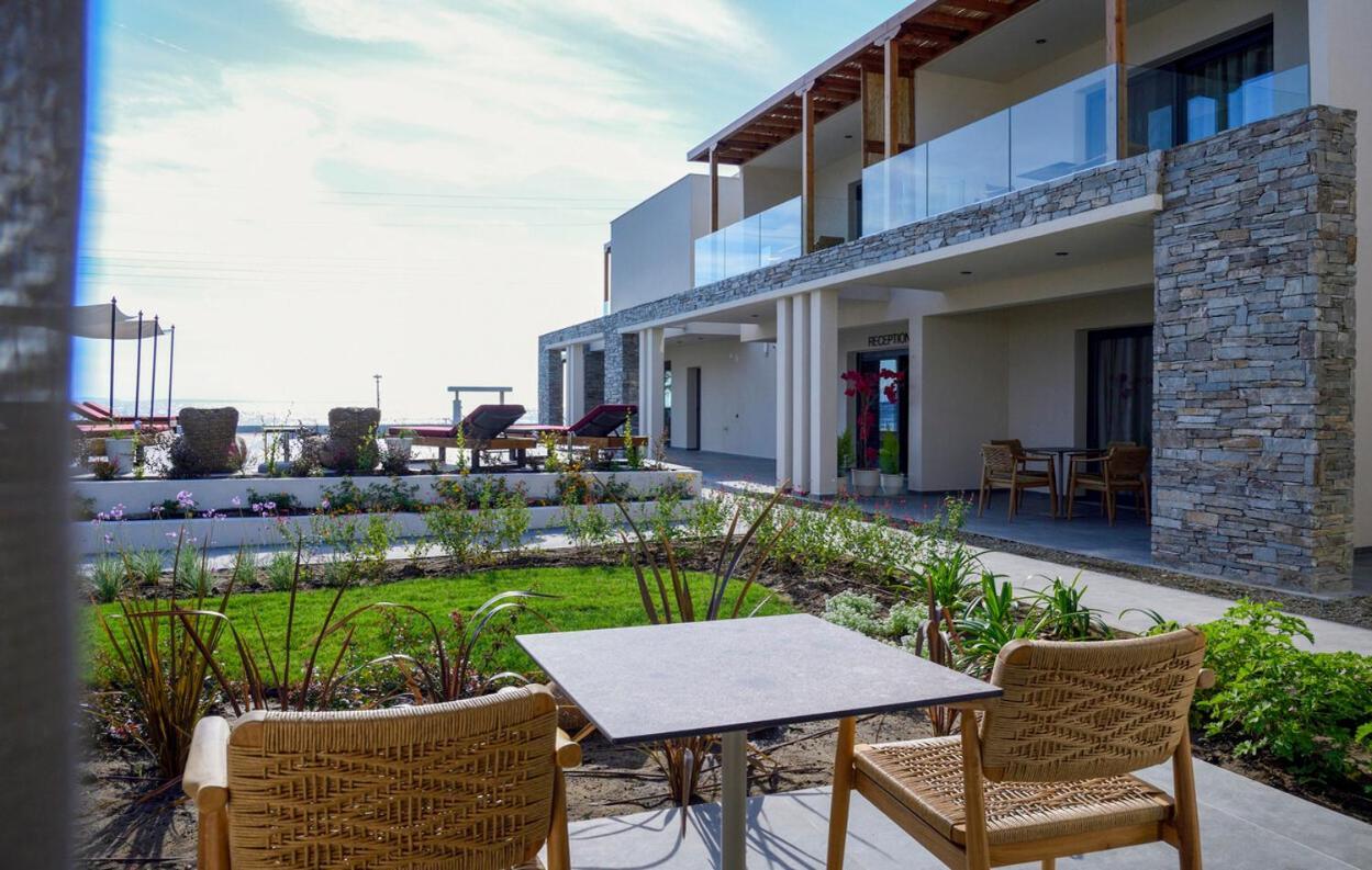 Amyntas Seafront Hotel Neos Marmaras Bagian luar foto