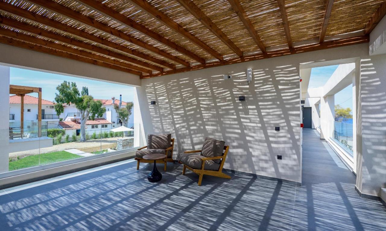 Amyntas Seafront Hotel Neos Marmaras Bagian luar foto