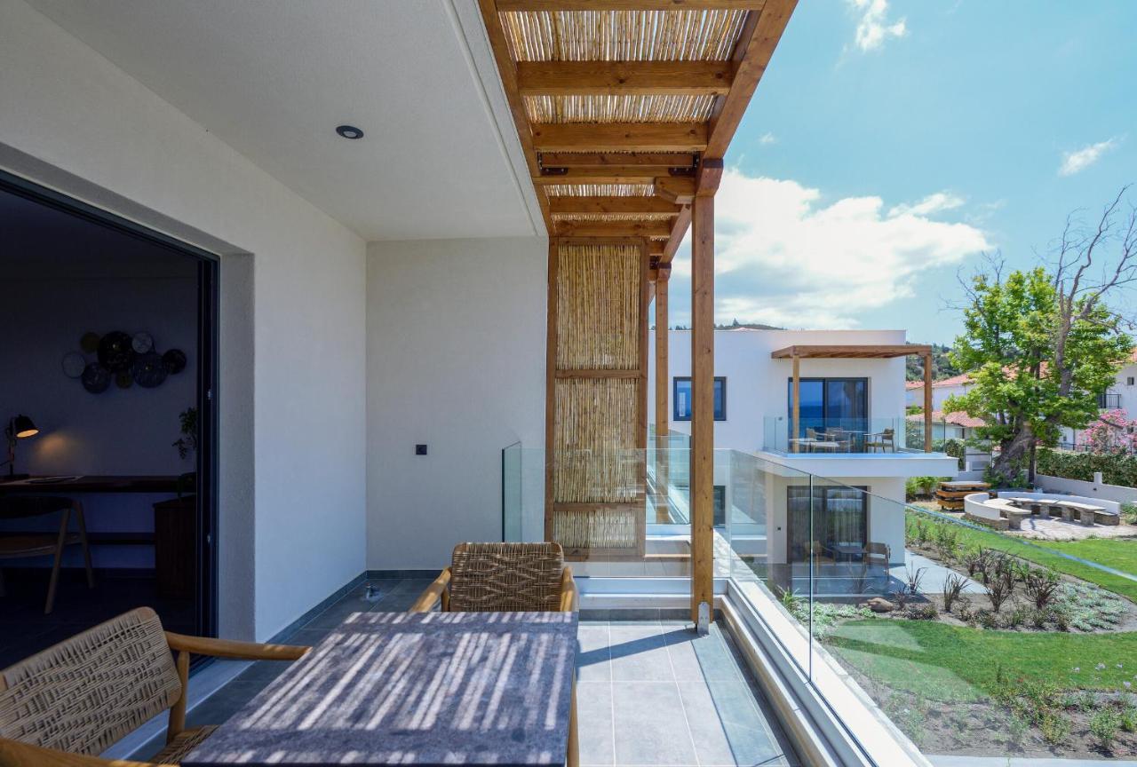 Amyntas Seafront Hotel Neos Marmaras Bagian luar foto