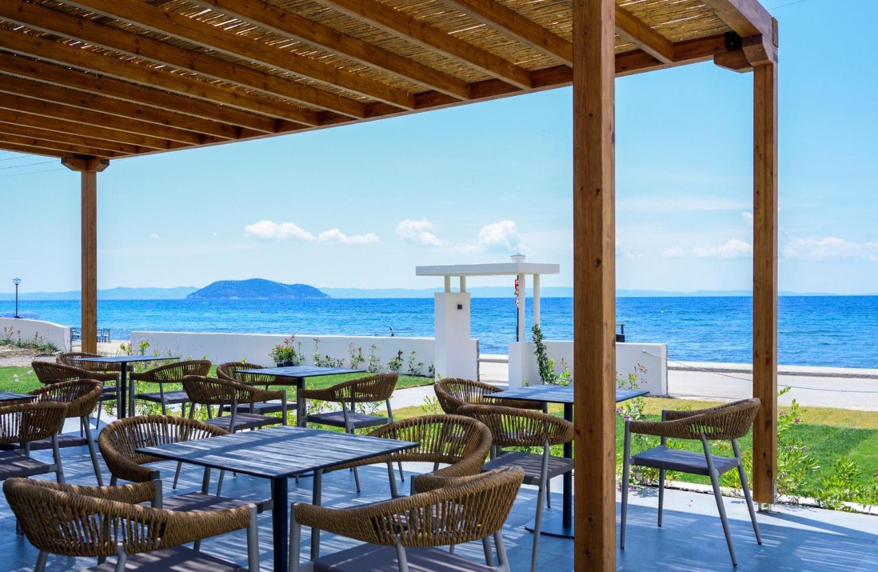 Amyntas Seafront Hotel Neos Marmaras Bagian luar foto