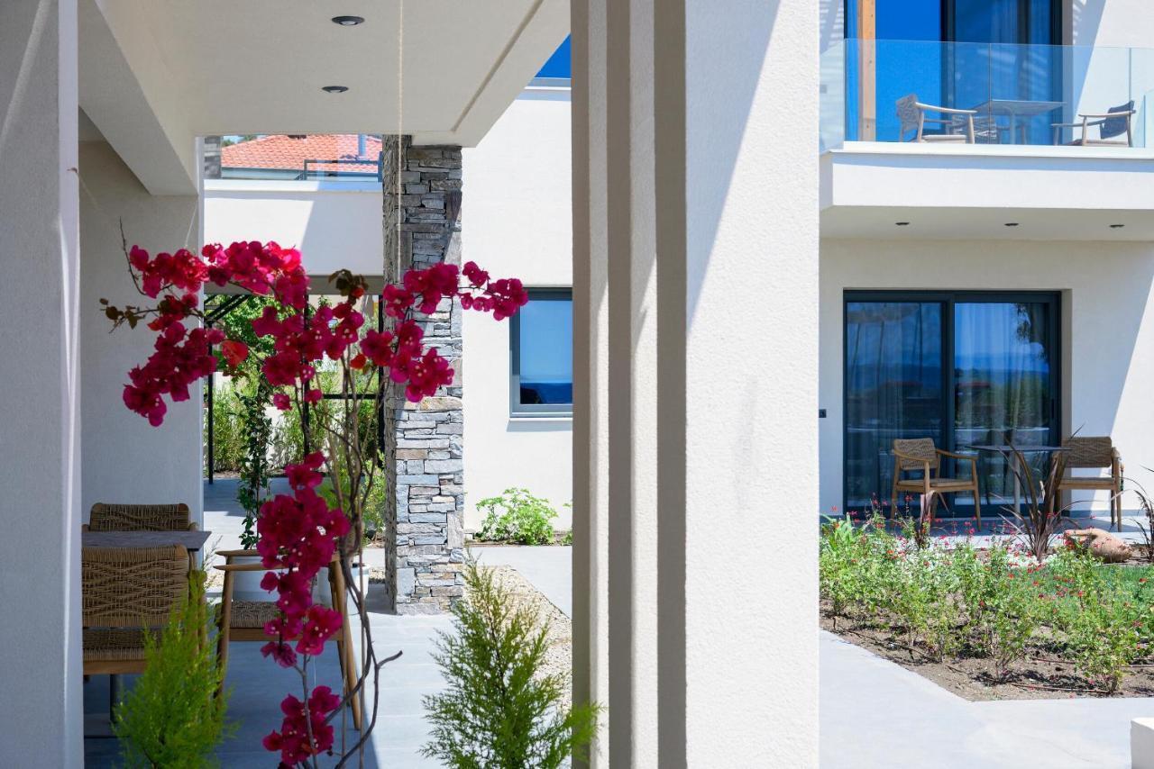 Amyntas Seafront Hotel Neos Marmaras Bagian luar foto